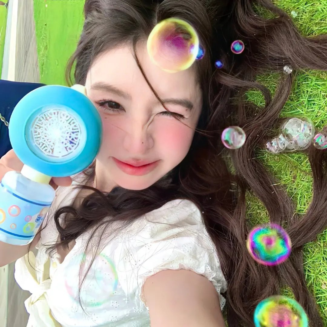 小蜗牛与大鲸鱼